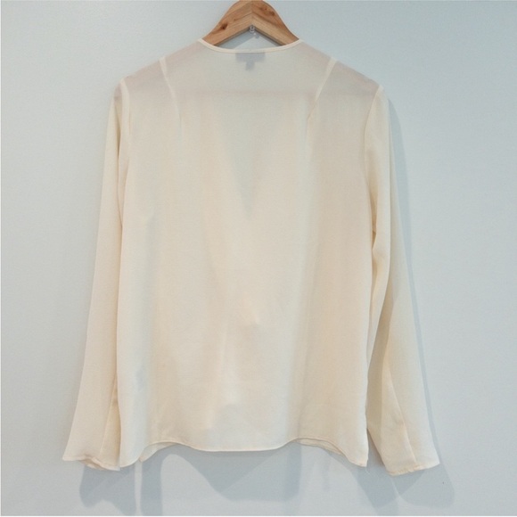 TOPSHOP Elegant Cream Twist Front Women's Top - Picture 9 of 11